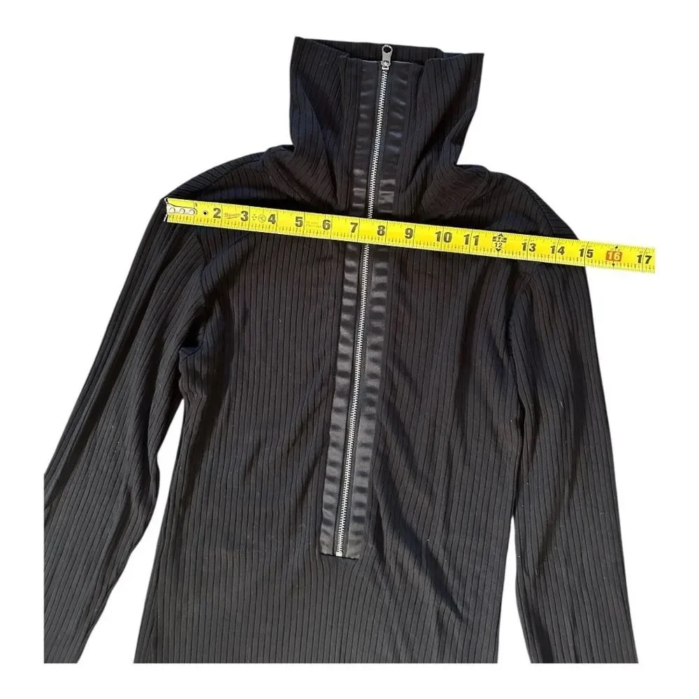 Varley Luella Fitted Half-Zip Pullover Size Small / Black Ribbed